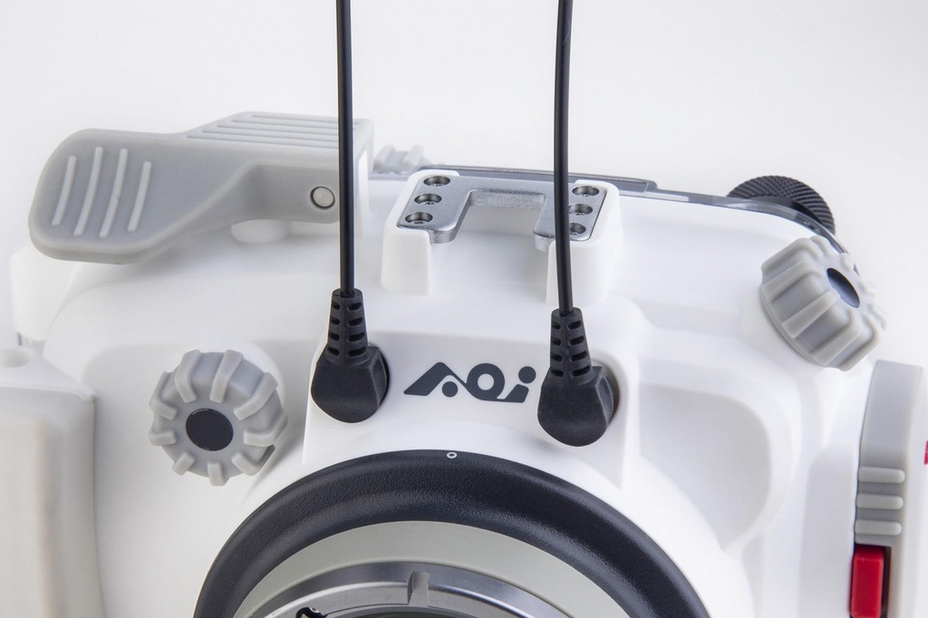 03.uh-epl10r-wht.jpg