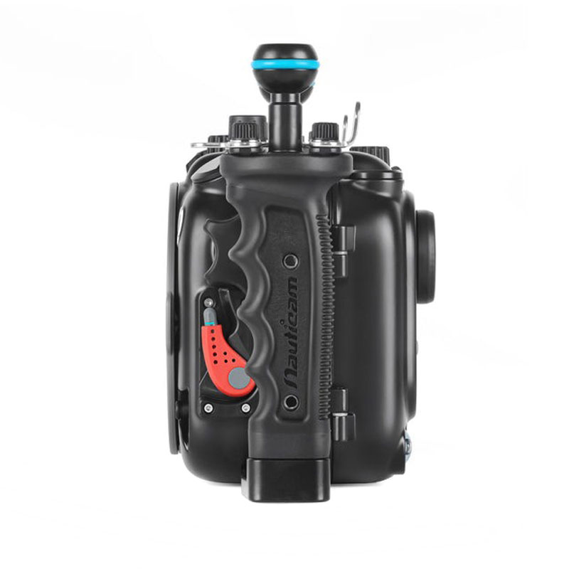 Nauticam-NA-A7CII-R-Underwater-H-(2).jpg