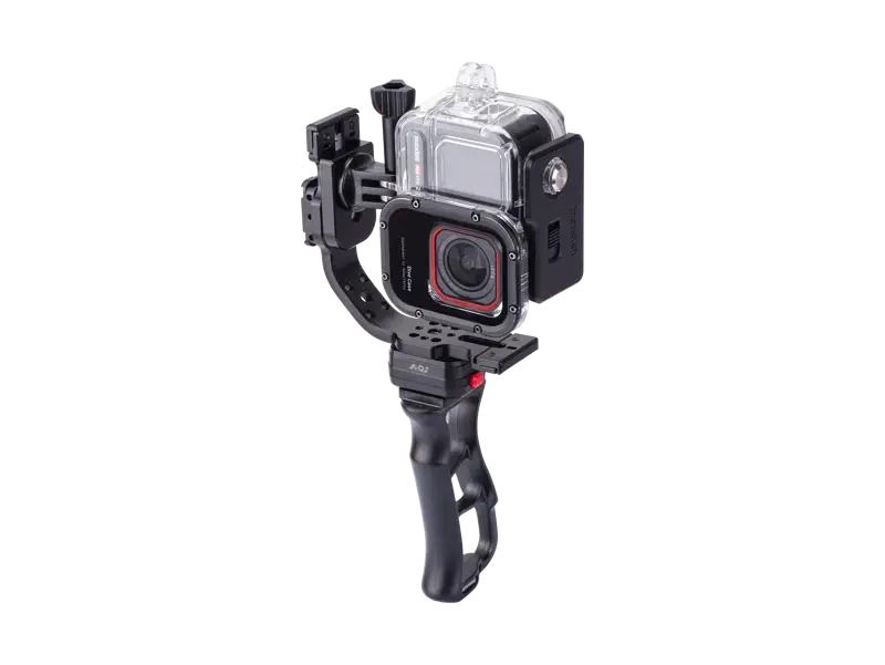 AOI HT-03-BLK_Portrait with Camera-1 in Angle.webp